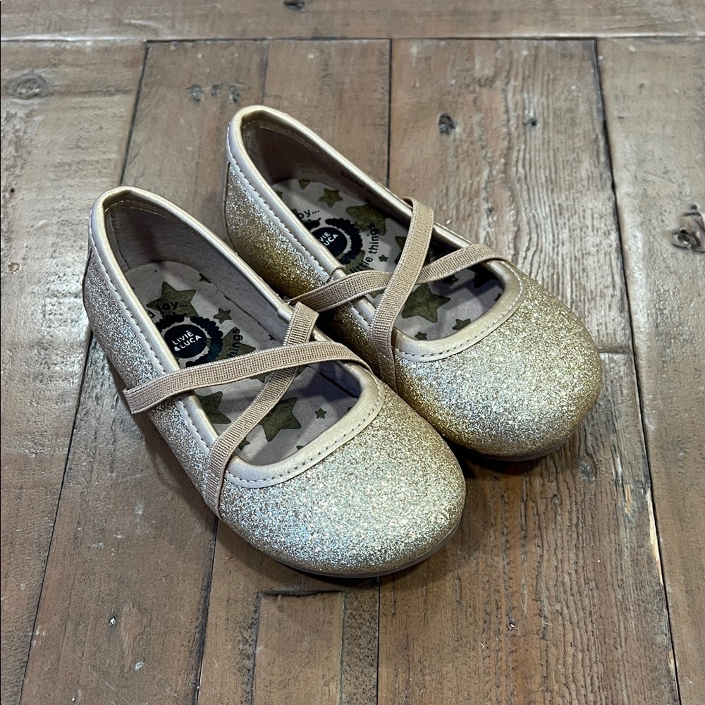 Livie & Luca gold metallic glitter cross strap Mary Jane flats size 6